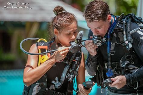 buddy check scuba diving